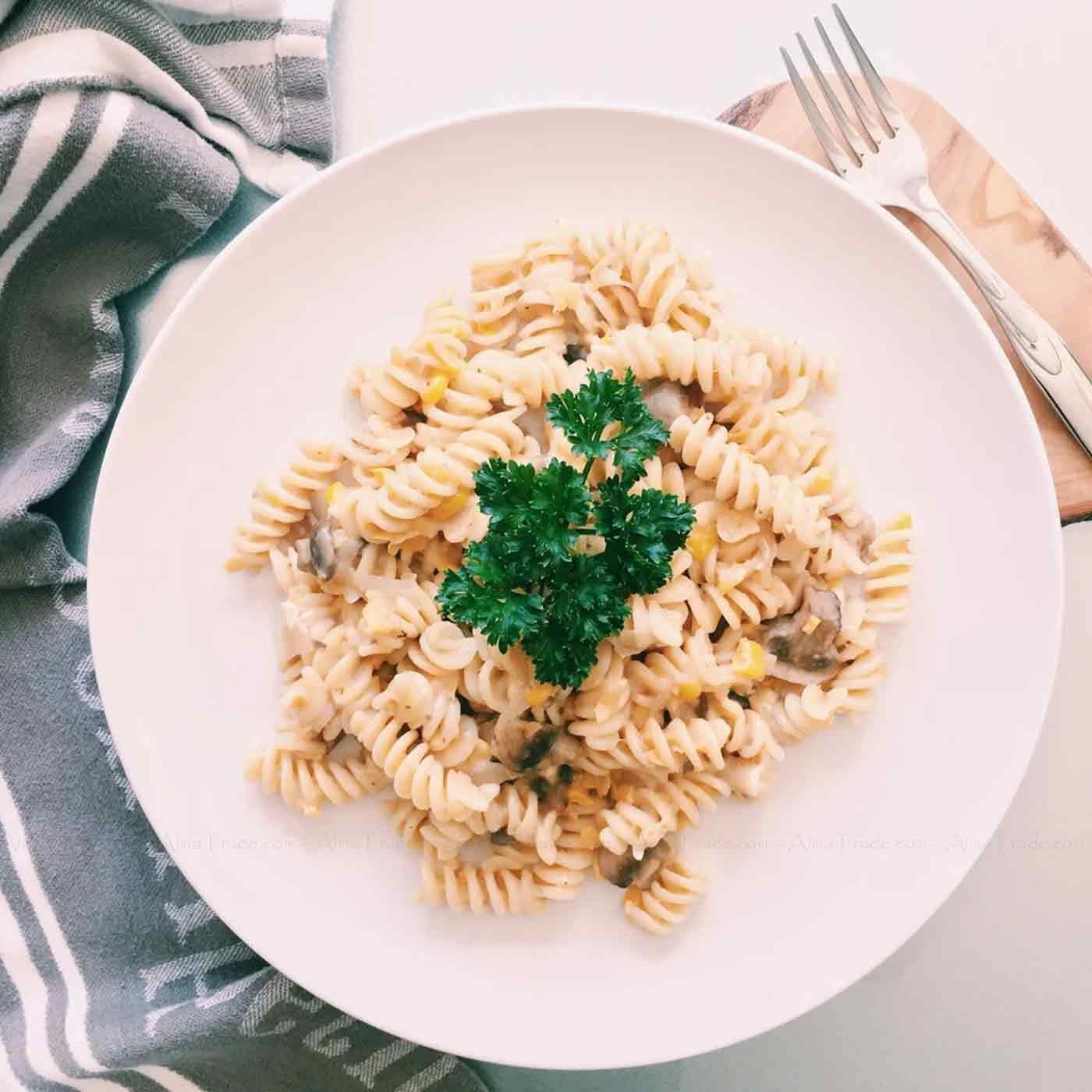 Delverde Fusilli Italian Durum Wheat Semolina Pasta Verde River 3kg | Bigger Pack | Ideal for Parties & Catering | Sold by ESSENTIAL PRODUCTS