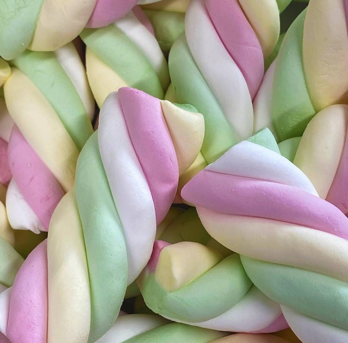 Frisia Rainbow Marshmallow Sweets Bulk - Delivered in a Genuine Old Scool Sweets Box 680g Twister Cable Mallows Confectionery with Cream Vanilla Tub