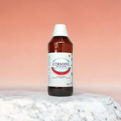 Corsodyl Mint Flavour Mouthwash, Specially Designed Benefits for Stop and Prevent Bleeding Gums, Irritated Gums, Mouth Ulcers, 600ml
