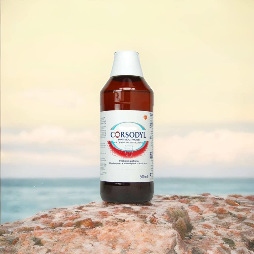 Corsodyl Mint Flavour Mouthwash, Specially Designed Benefits for Stop and Prevent Bleeding Gums, Irritated Gums, Mouth Ulcers, 600ml