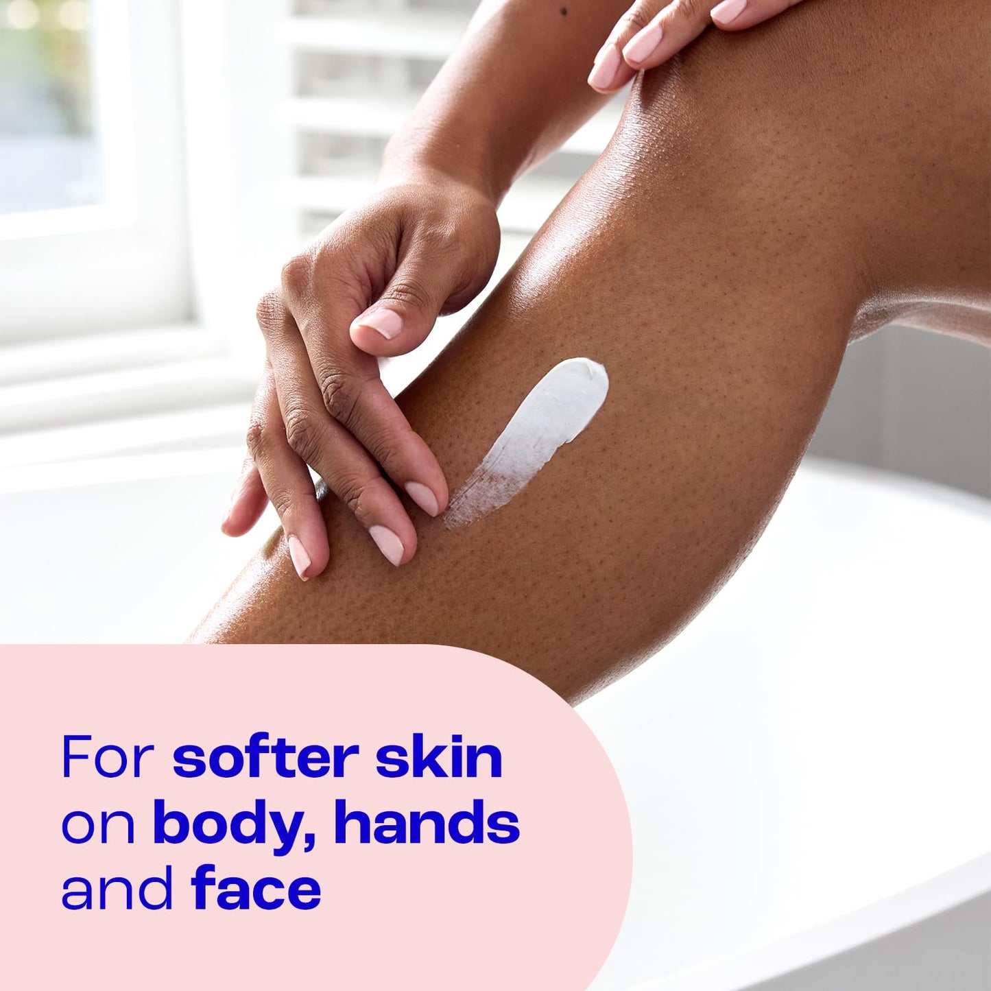 E45 Dermatological Moisturising Lotion 200 ml – Body Lotion – Daily Moisturiser for Long-Lasting Hydration for Dry Skin and Sensitive Skin – Protect from Dryness, Reduce Redness and Flaking